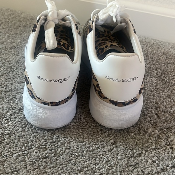 Alexander McQueen Womens tennis shoes - Picture 2 of 2